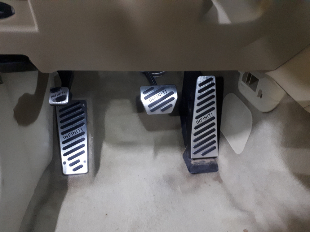 Накладки на педали INFINITI FX35 QX70 FX37 FX50 FX30d QX50 EX25 EX35 EX37 G37 G25 G35 M35 M45 M25 M37 Q70