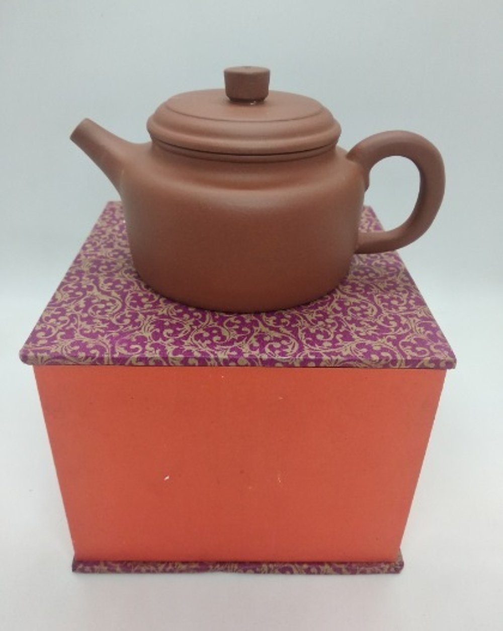 259031 Чайник ИСИН "Дэ Чжун- Колокол Добродетели" 220мл, глина красный