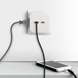 Разветвитель электрический ЭРА SP-4-USB-W на 4 розетки + 2xUSB 2400mA, без заземл 10А (белый) | Тройники