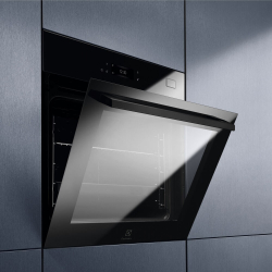 Встраиваемый электрический духовой шкаф Electrolux EOB8S39H