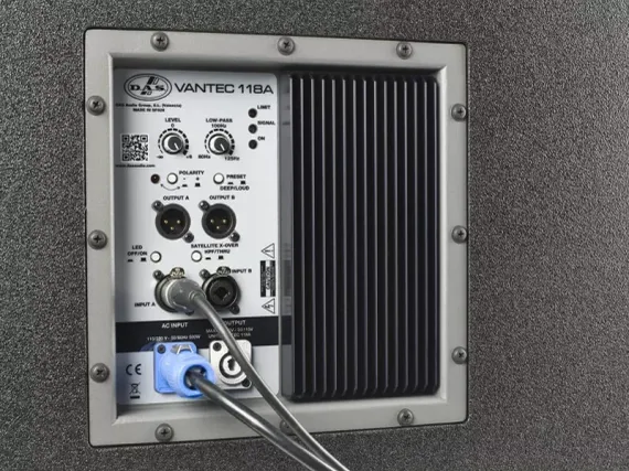 DAS AUDIO VANTEC-118A Активный субвуфер 2000 Вт