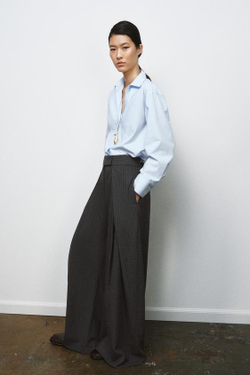 ZARA БРЮКИ WIDE LEG С ЗАЩИПАМИ — ZW COLLECTION, СЕРЫЙ
