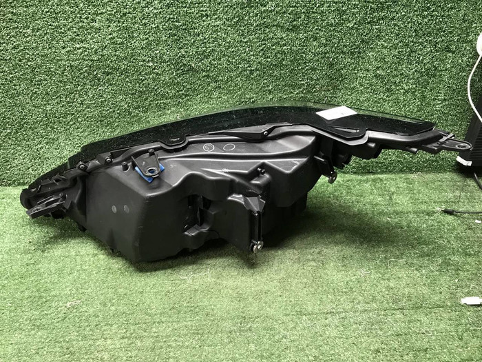 Фара правая Lexus RX 4 15-19 Full LED под 2 блока