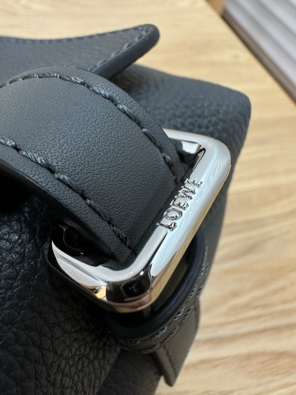 Сумка из натуральной кожи