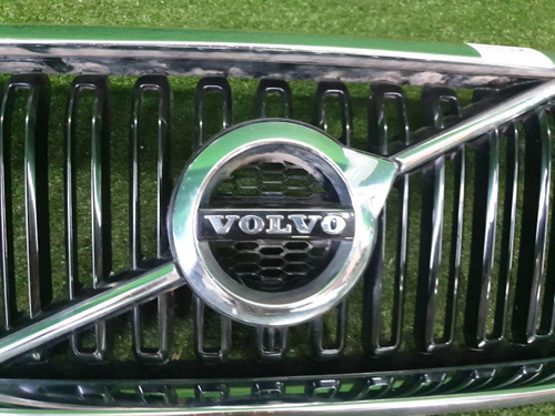 Решетка радиатора Volvo XC60 2 (2017-2021)