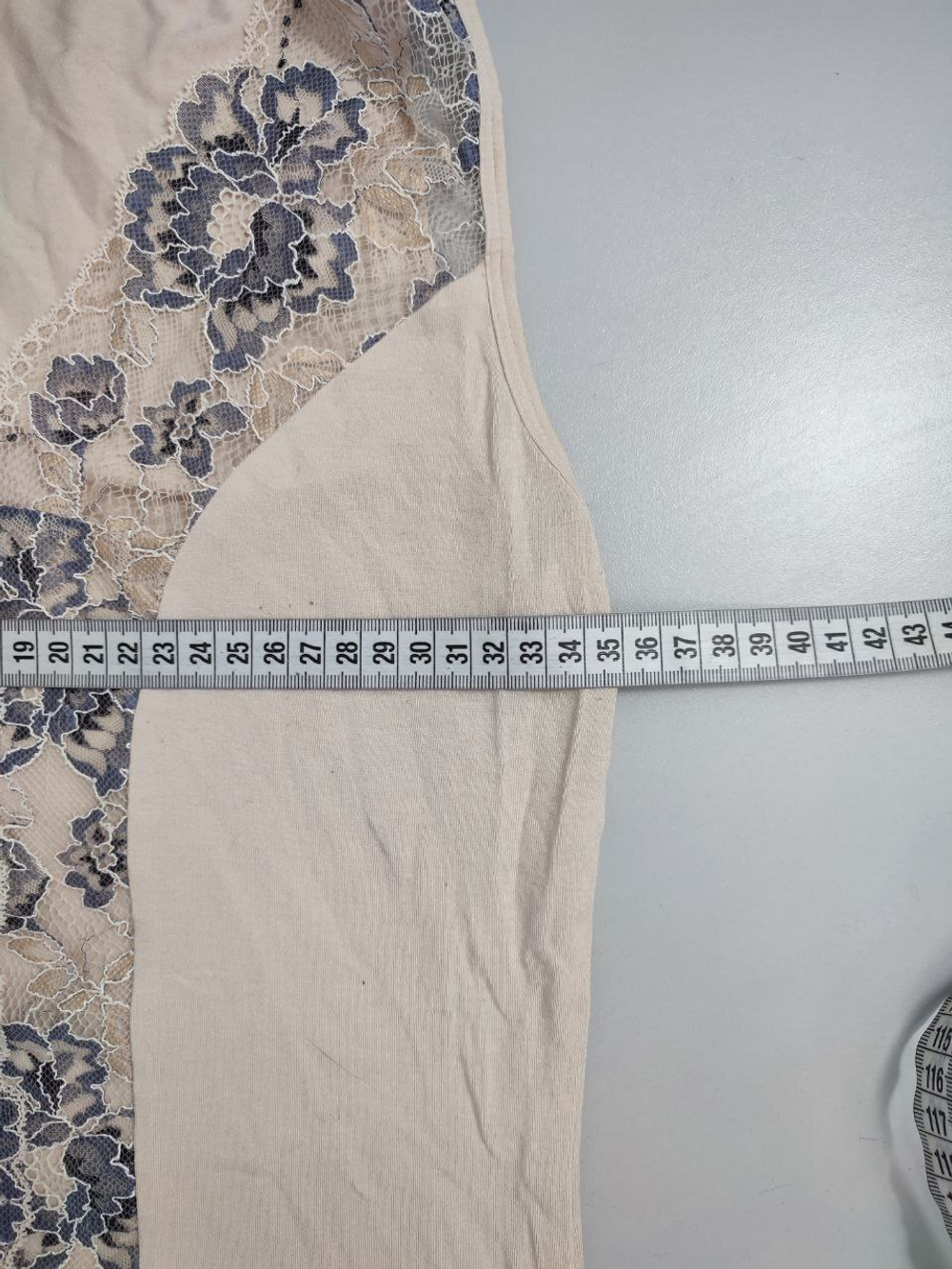 Майка светлая красивая 42-44 размер