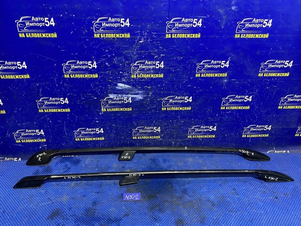 Рейлинг крыши левый NISSAN R'NESSA 1997