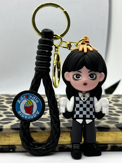 Брелок игрушка/из сериала «Уэнздей»