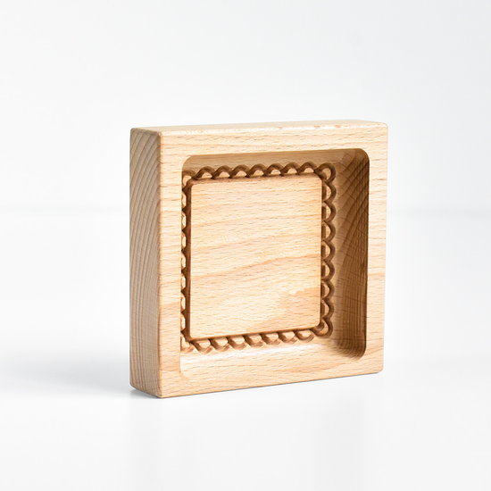 Пряничная форма квадрат с рамкой