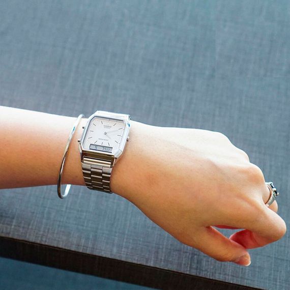 Наручные часы Casio AQ-230A-7D