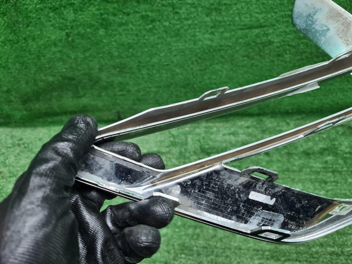 Молдинг переднего бампера Chery Tiggo 8 Pro 21-нв