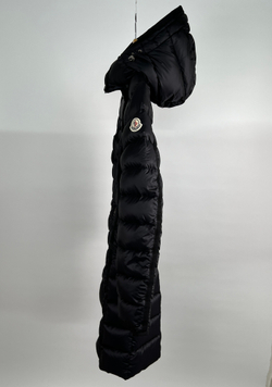 Пуховик Moncler
