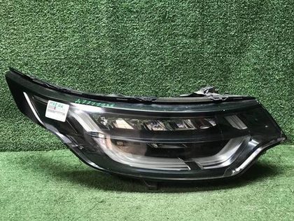 Битая Фара правая Land-Rover Discovery 5 16-21 LED