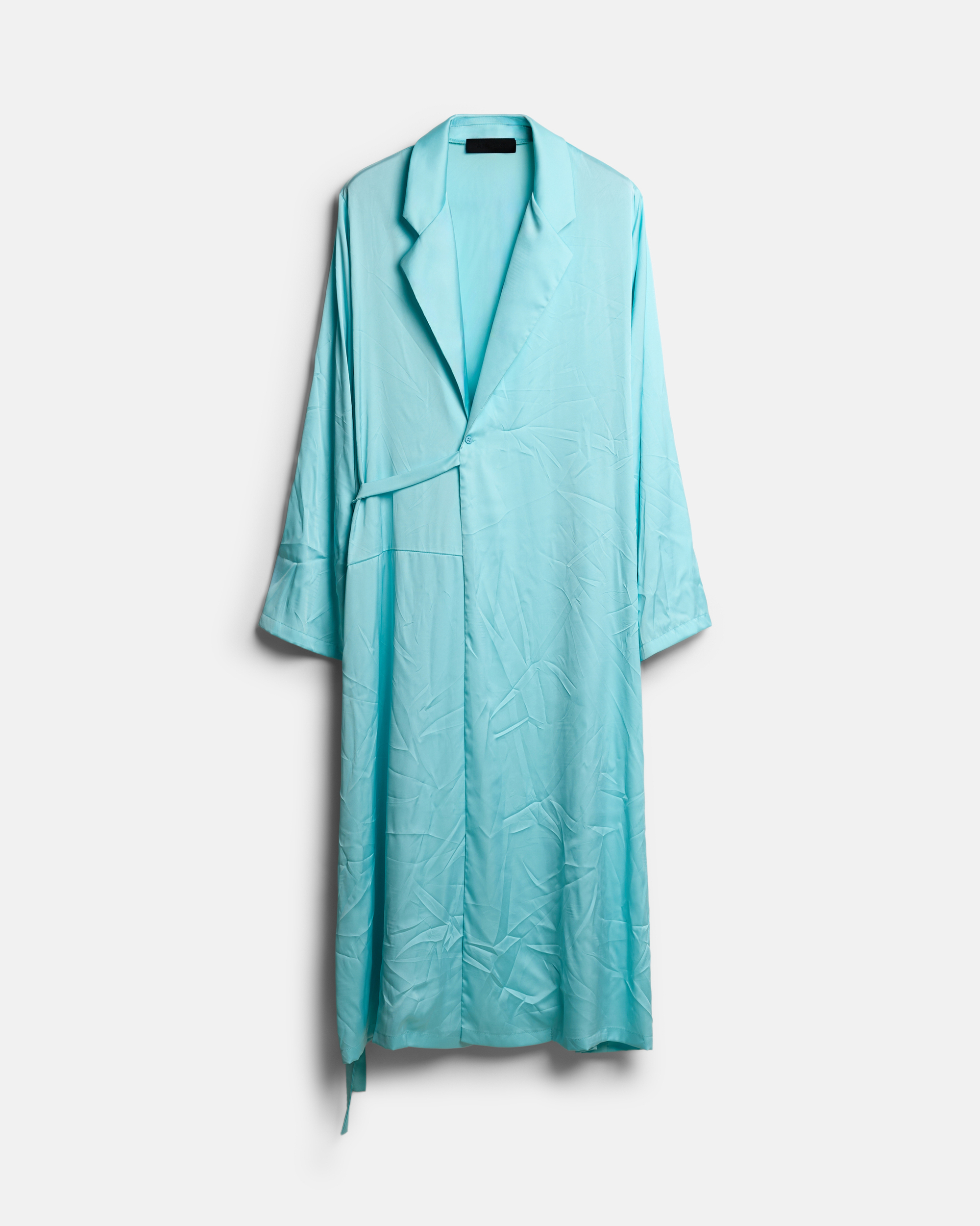 ТРЕНЧ-ХАЛАТ С ЗАМЯТОСТЯМИ ИЗ САТИНА