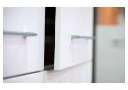 Шкаф Мариус М-01 дуб баррик / белый матовый