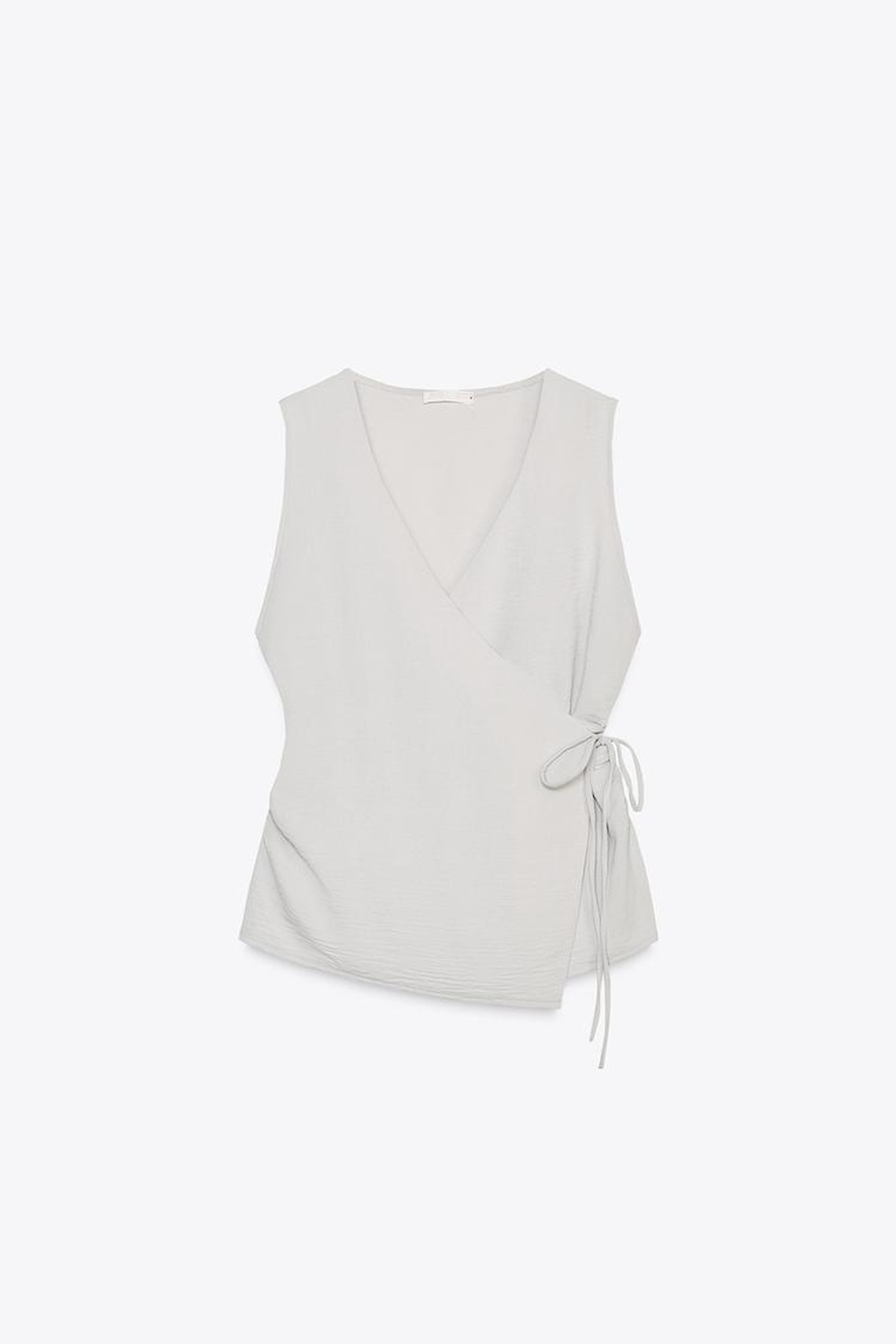 ZARA СТРУЯЩИЙСЯ ТОП НА ЗАПÁХЕ, СЕРЫЙ