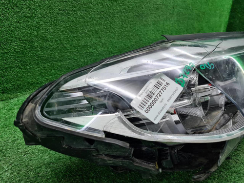 Битая Фара правая BMW 5er G30 (17-20) Adaptive LED