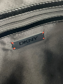 Сумка DKNY