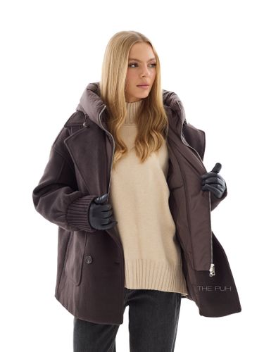 Винное двубортное пальто с манишкой