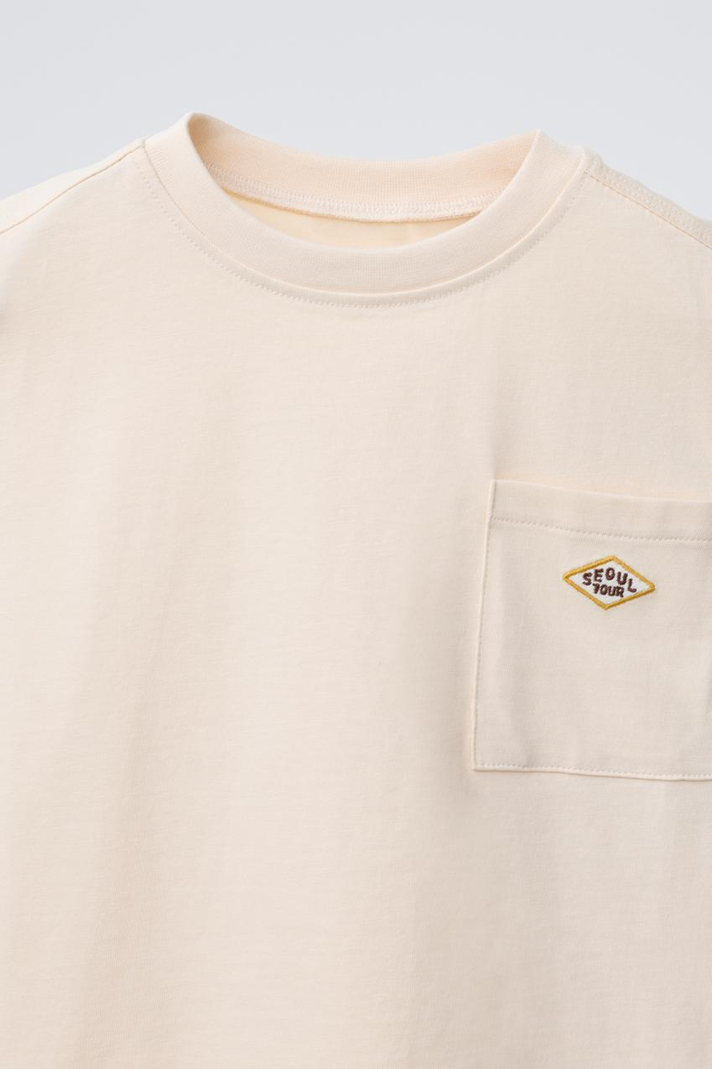 ZARA ФУТБОЛКА С НАШИВКОЙ И КАРМАНОМ, БЕЖЕВЫЙ