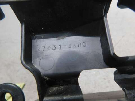 Пластик АКБ Suzuki Gladius SFV400 VK58A 47431-44H0