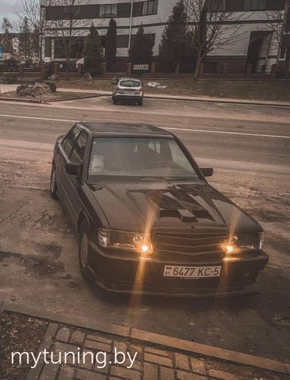 Передние фары black для Mercedes C W201