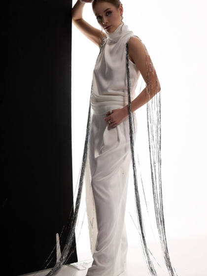 Брюки свободного кроя из белого сатина