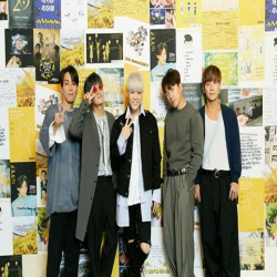 публикация SECHSKIES - YELLOW UNIVERSE THE 20TH ANNIVERSAY EXHIBITION PAMPHLET
