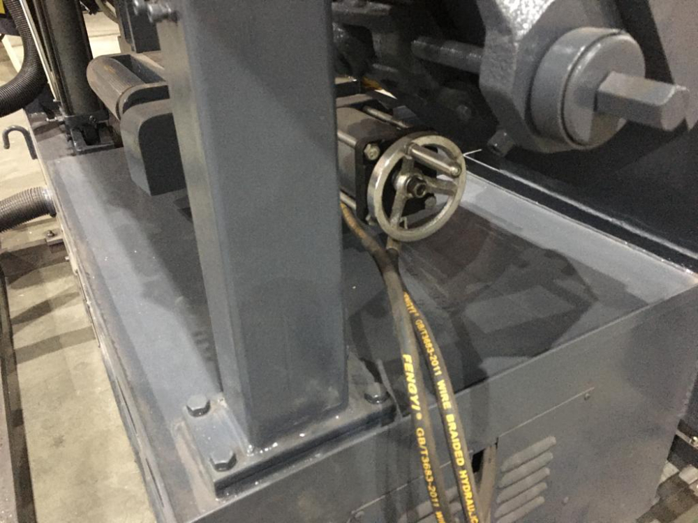 Станок ленточнопильный полуавтоматический REALREZ GB4232