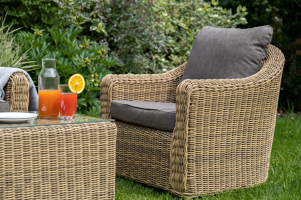 "Кон Панна" кресло из искусственного ротанга, цвет соломенный