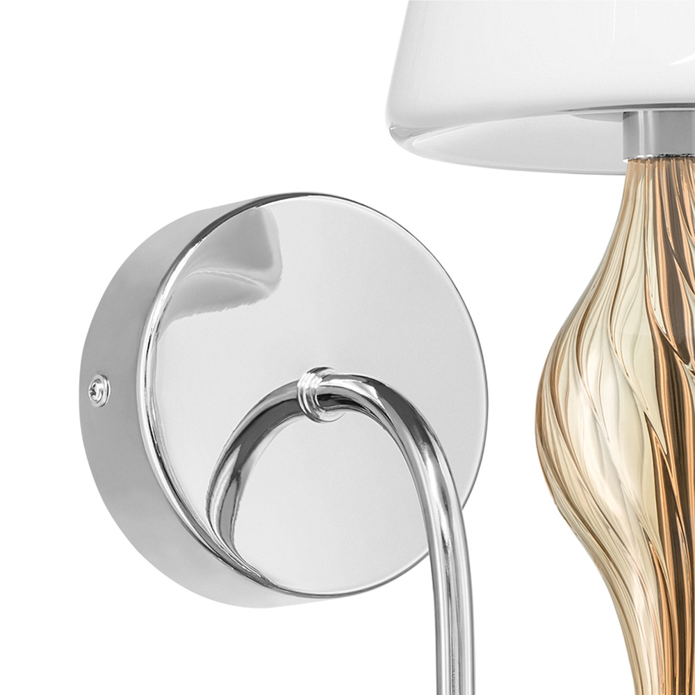 806610 Бра ESCICA 1х40W E14 БЕЛЫЙ/КОНЬЯК/ХРОМ