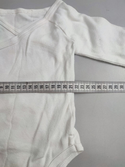 Боди трикотажное белое на 1-6 месяцев