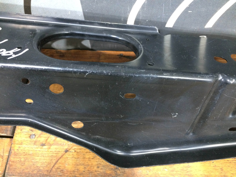 Элемент передней панели Suzuki Grand Vitara 2 (JT) 05-15 Новое Оригинал 5811077K01