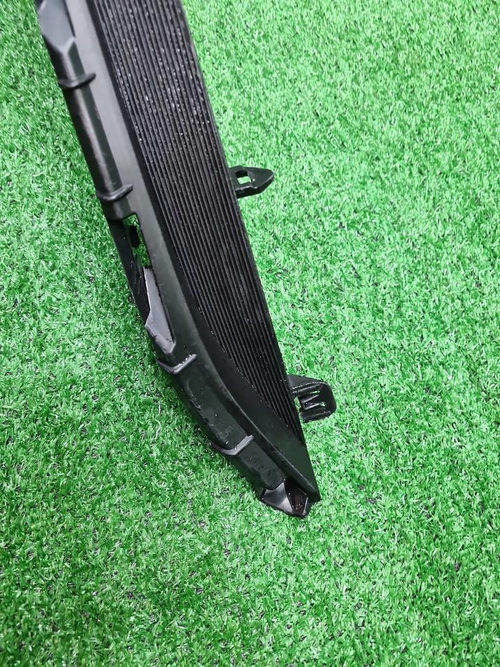 Накладка переднего бампера правая Lexus RX 4 19-22