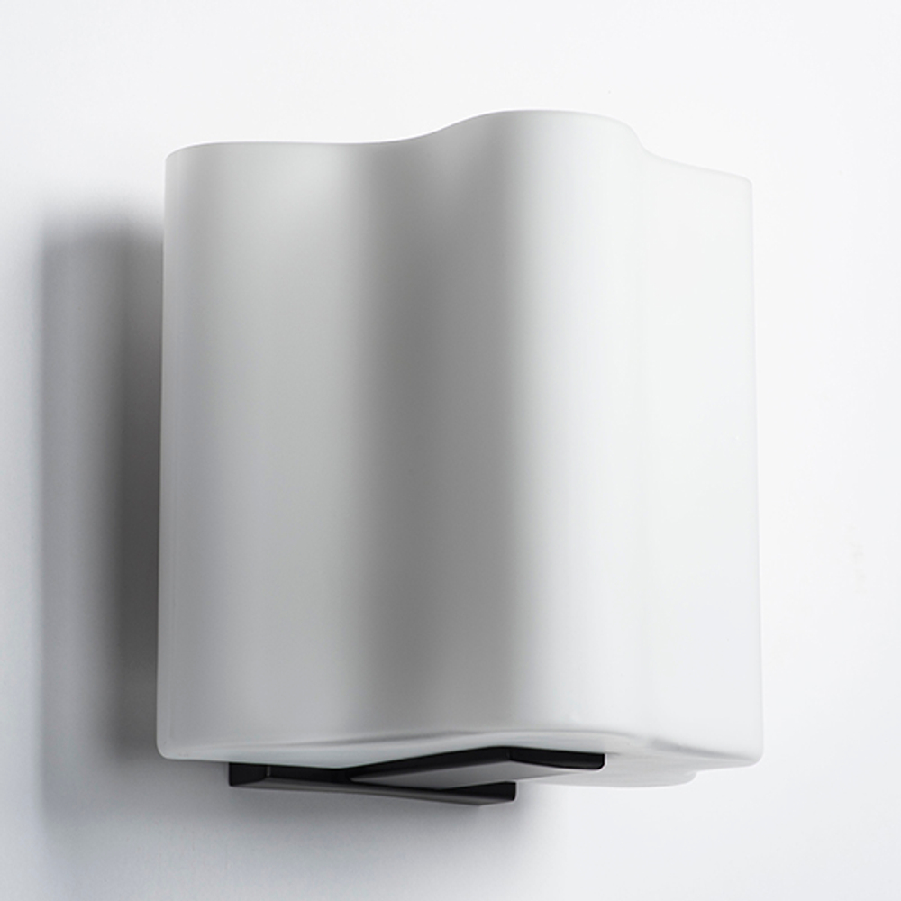 802617 Бра NUBI 1х40W E14 ЧЕРНЫЙ МАТОВЫЙ/БЕЛЫЙ