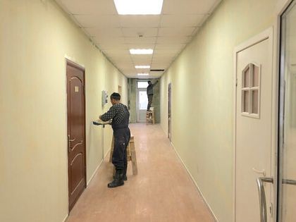 Отделочные работы продолжаются на втором этаже
