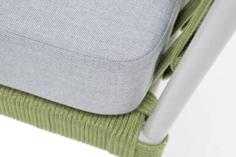 "Диего" кресло плетеное из роупа, каркас алюминий светло-серый (RAL7035) муар, роуп салатовый меланж круглый, ткань светло-серая