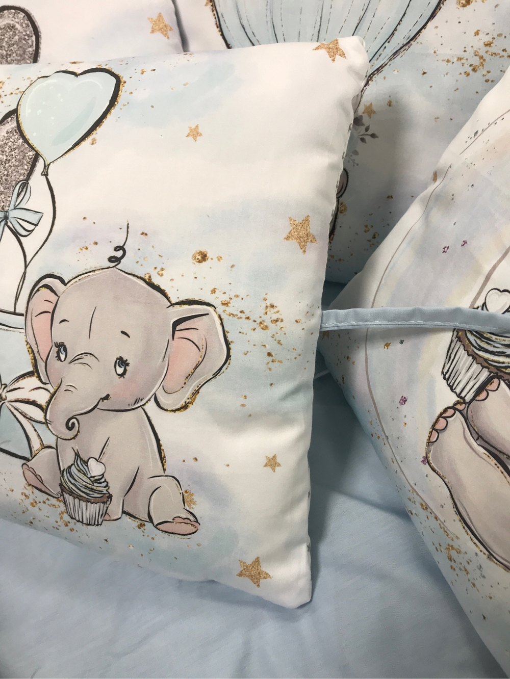 Комплект в кроватку 18 предметов "Воздушный шар" голубой, сатин