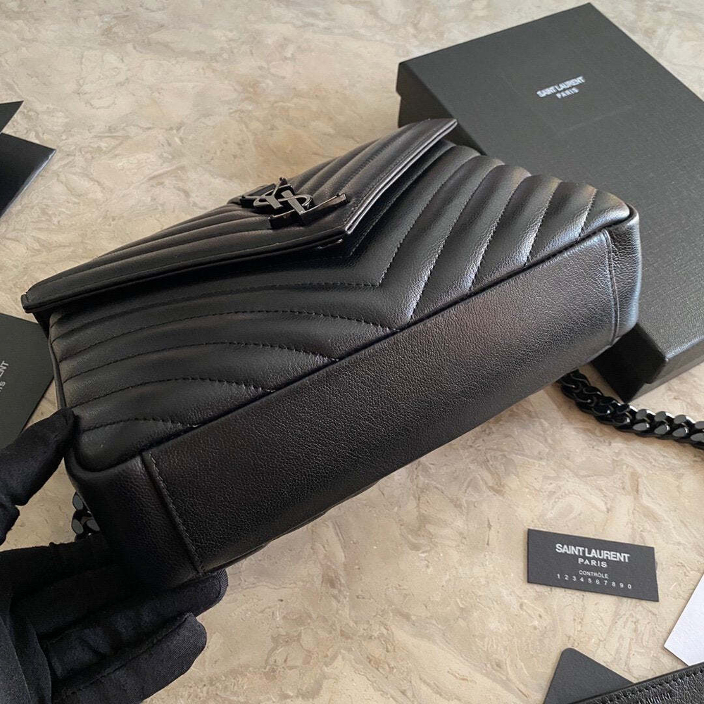 Yves Saint Laurent College 24 cm