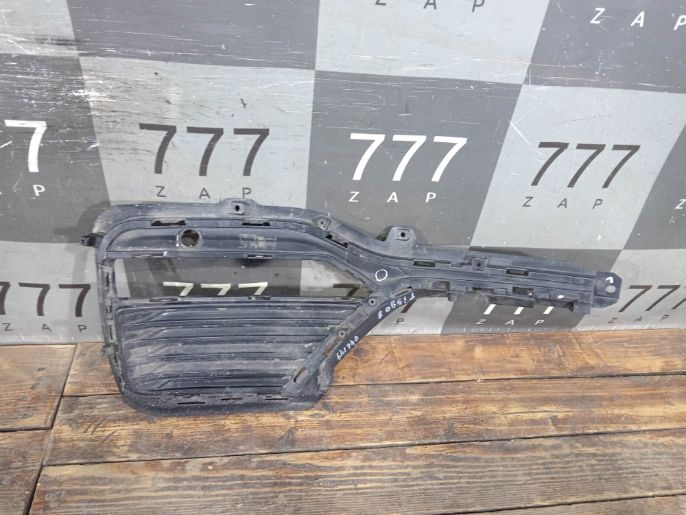 Накладка переднего бампера правая Chery Tiggo 8 Pro Max 22-нв Б/У Оригинал 602001965AA