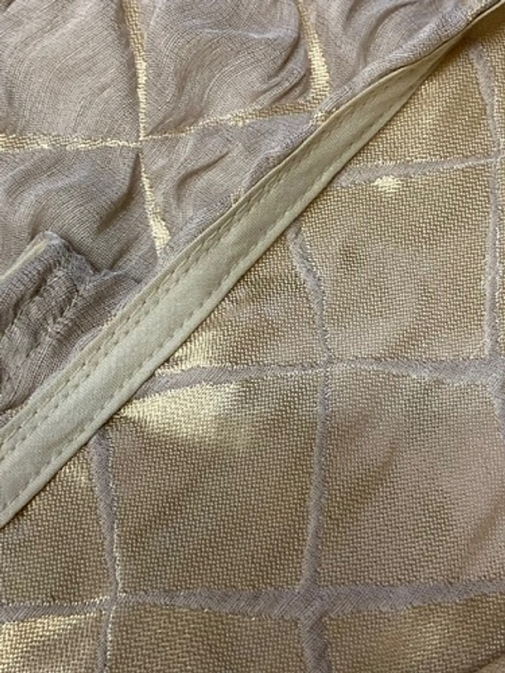 Покрывало 270х270 Blumarine Relievo бежевое