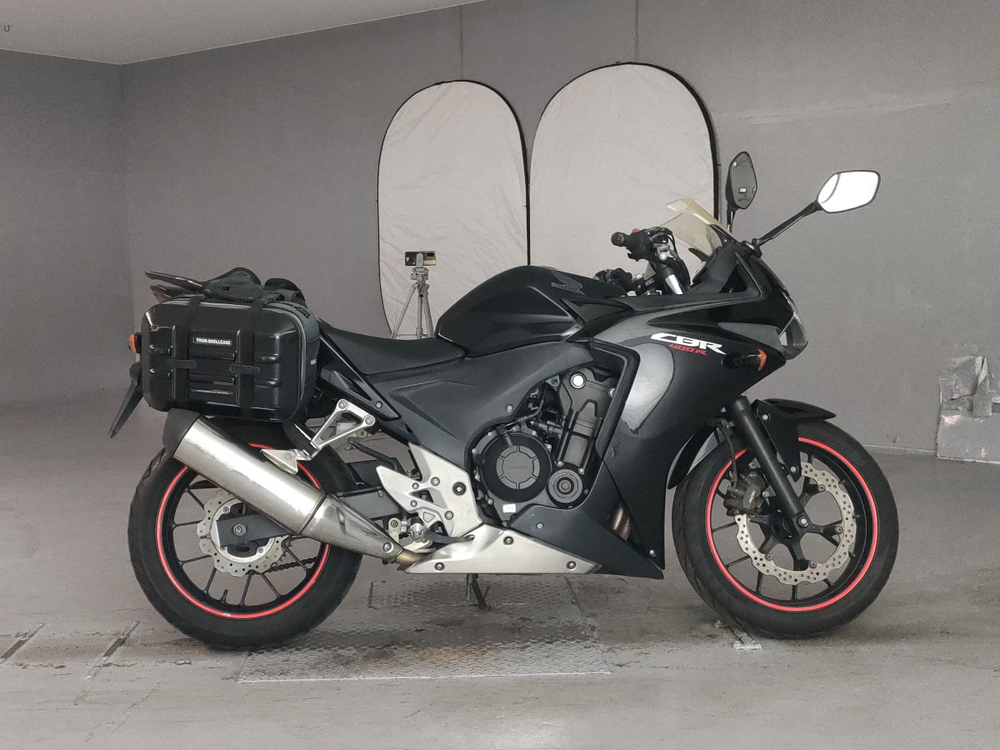 Honda CBR400R 2014