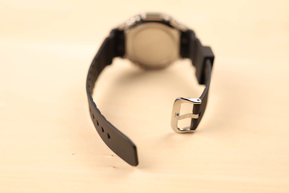 Часы Casio GM-2100-1AER