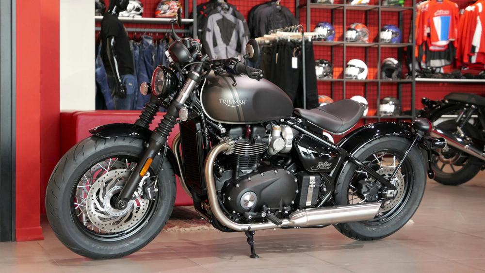 TRIUMPH BONNEVILLE BOBBER