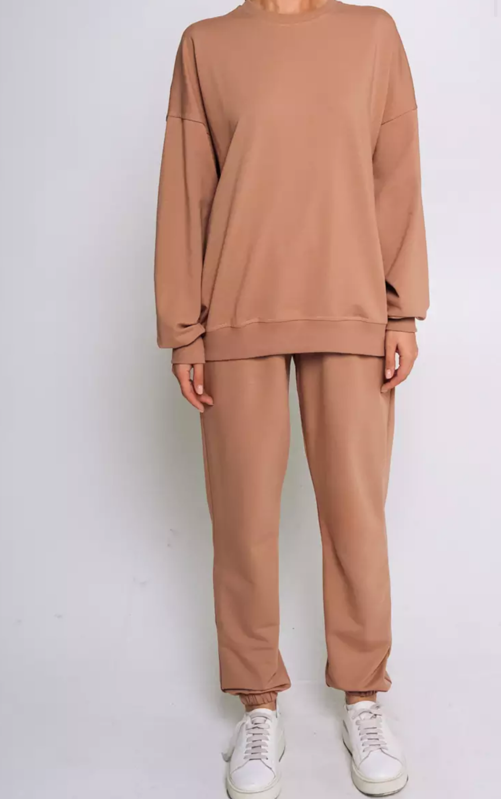 Спортивный костюм женский