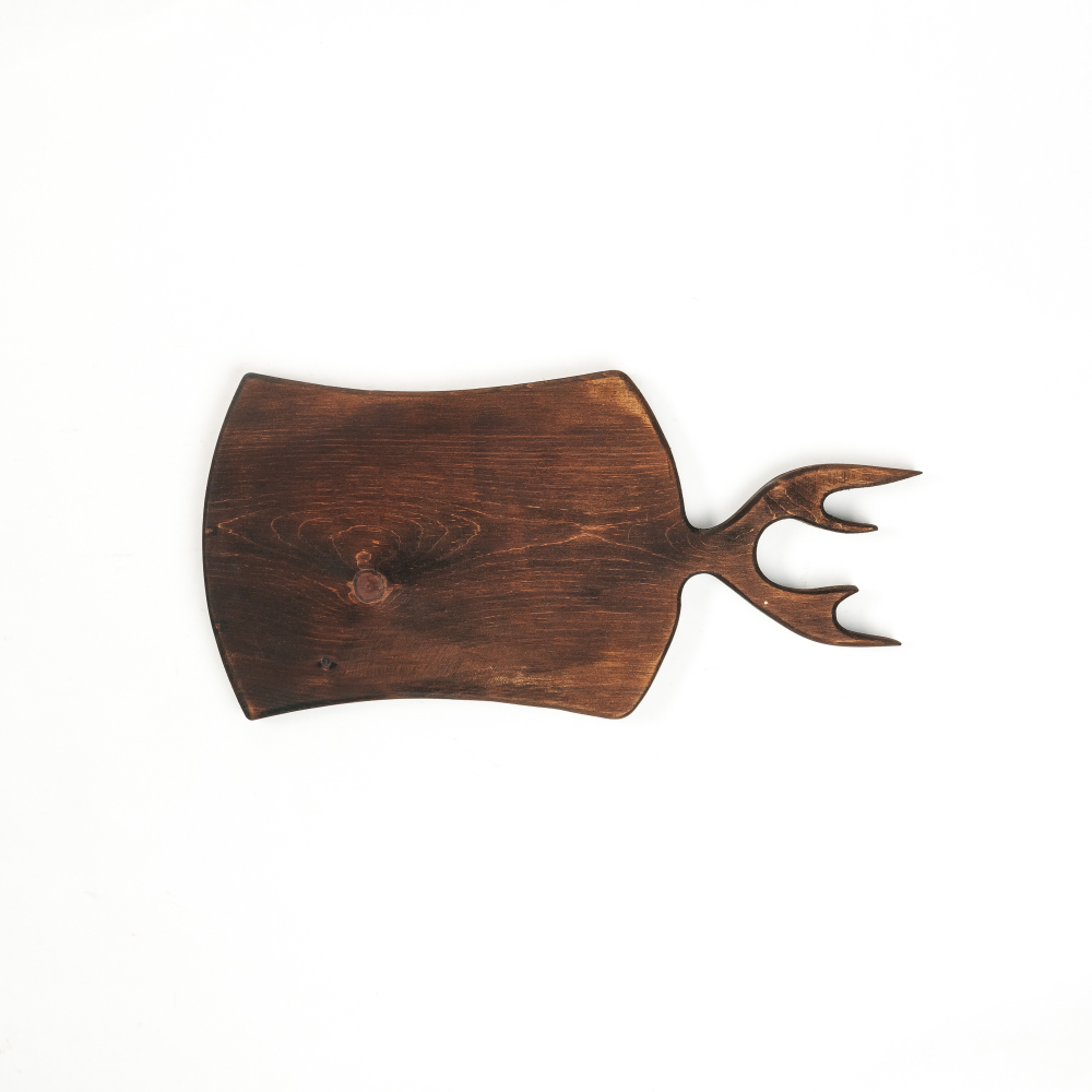 Доска разделочная из древесины сибирского кедра "Рожки". RD92