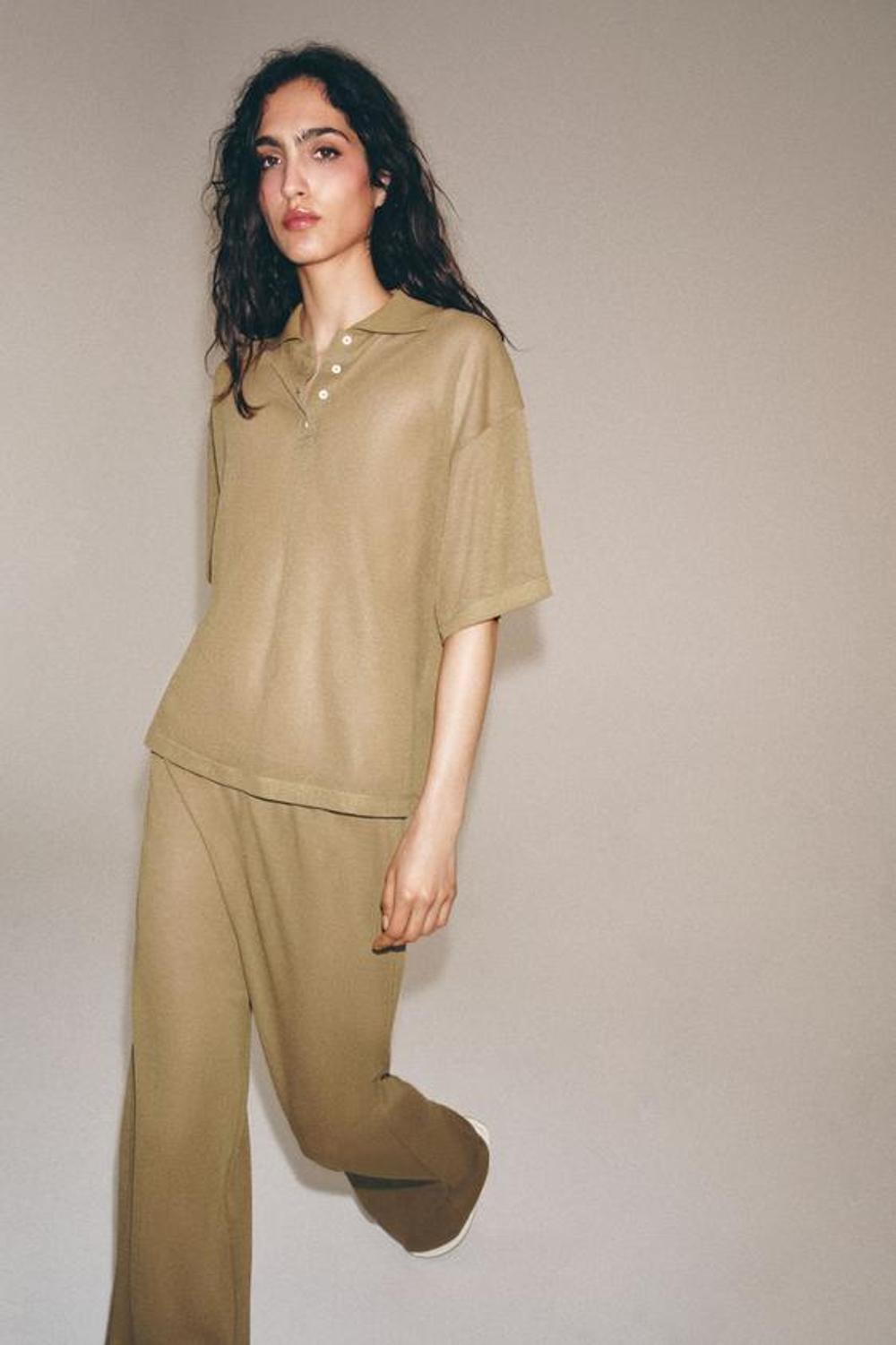 ZARA БРЮКИ ПРЯМОГО КРОЯ, ОЛИВКОВЫЙ