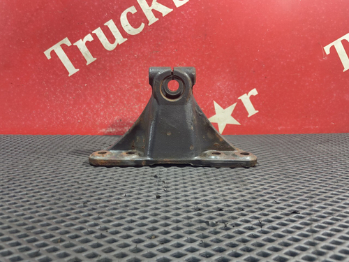 Кронштейн передней рессоры