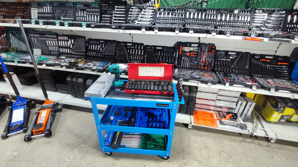 Тележка инструментальная 3 полки