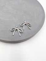 Подвеска бант 22*14мм